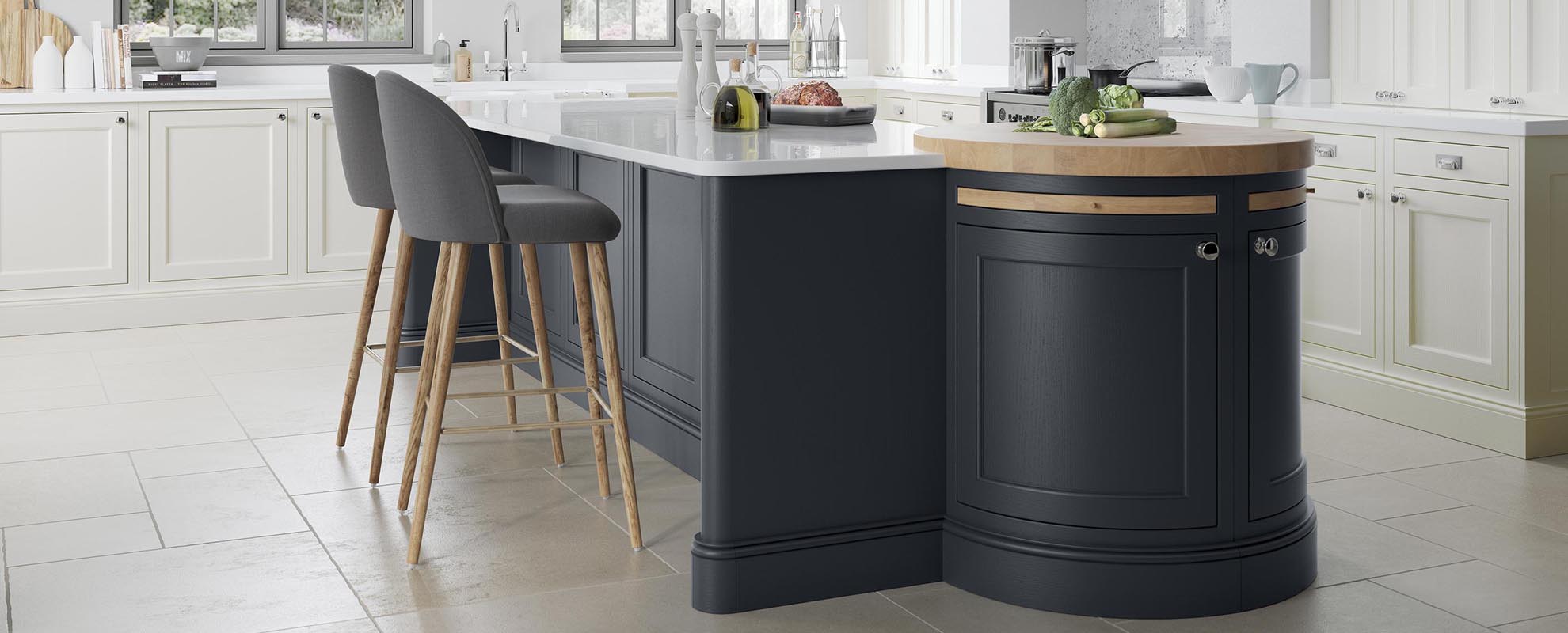 Belgravia kitchen shown in Porcelain and Slate Blu